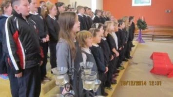 School christmas carol service 2014 006